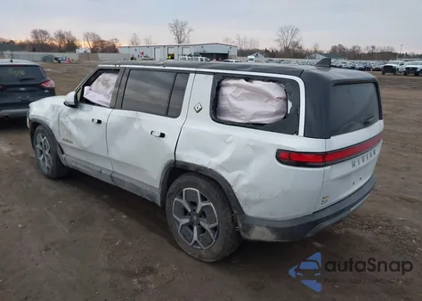 2024 Rivian R1S Adventure Quad Motor Large Pack из США, поврежденный, VIN 7PDSGABA4RN039358